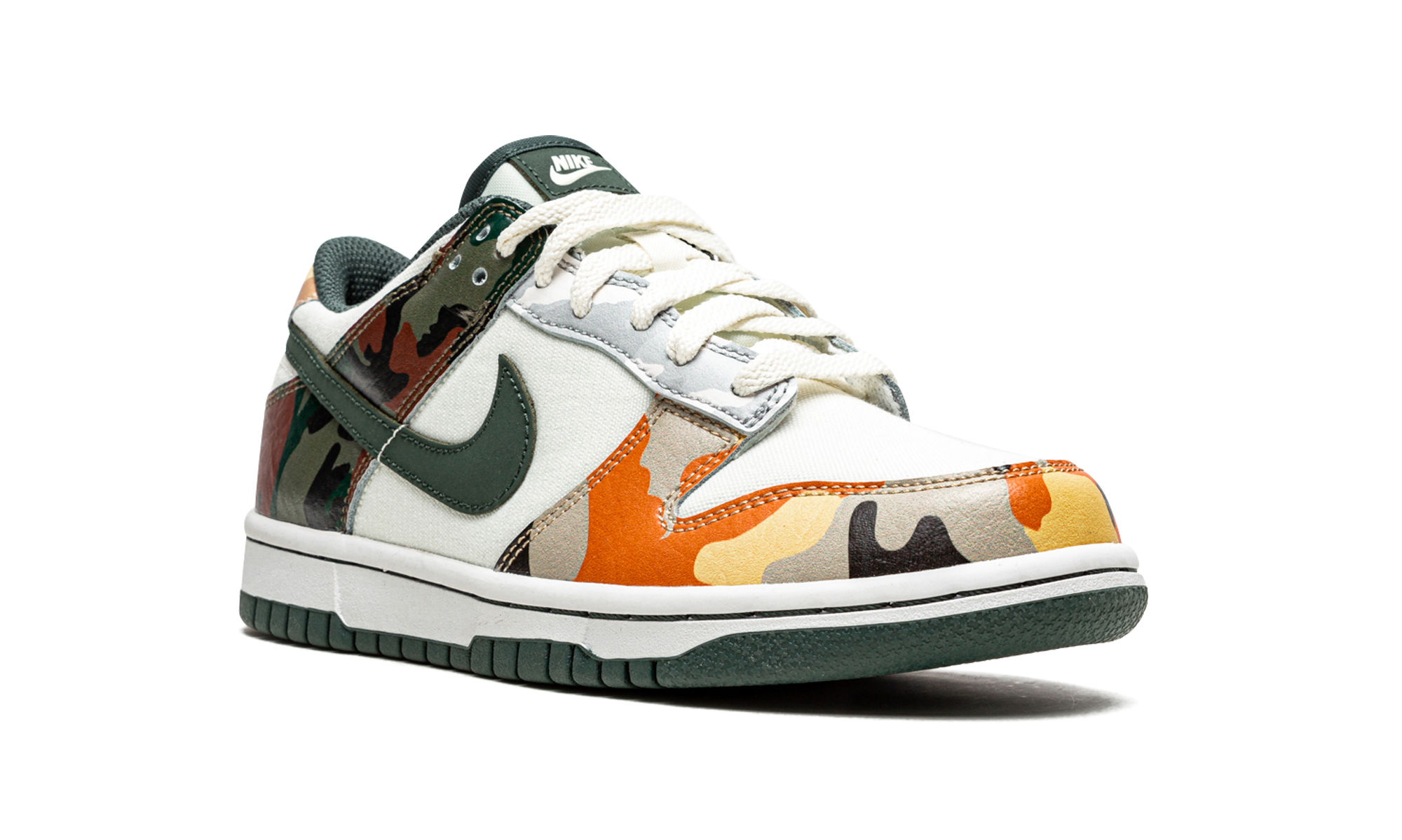 Dunk Low GS "Sail Multi-Camo" DB1909 100