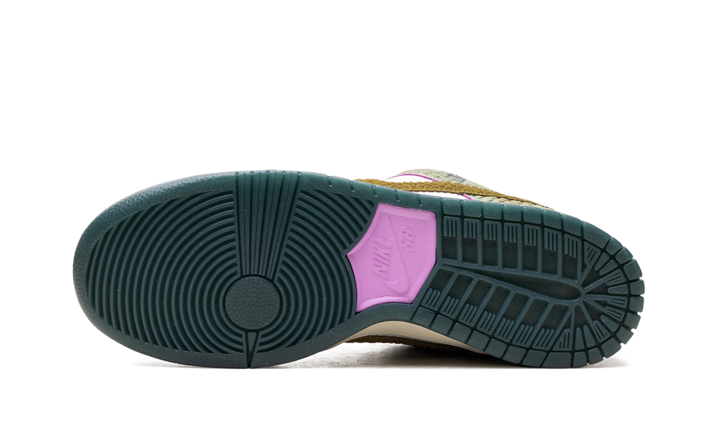 SB Dunk Low "Alexis Sablone - Chameleon" HJ3386 300