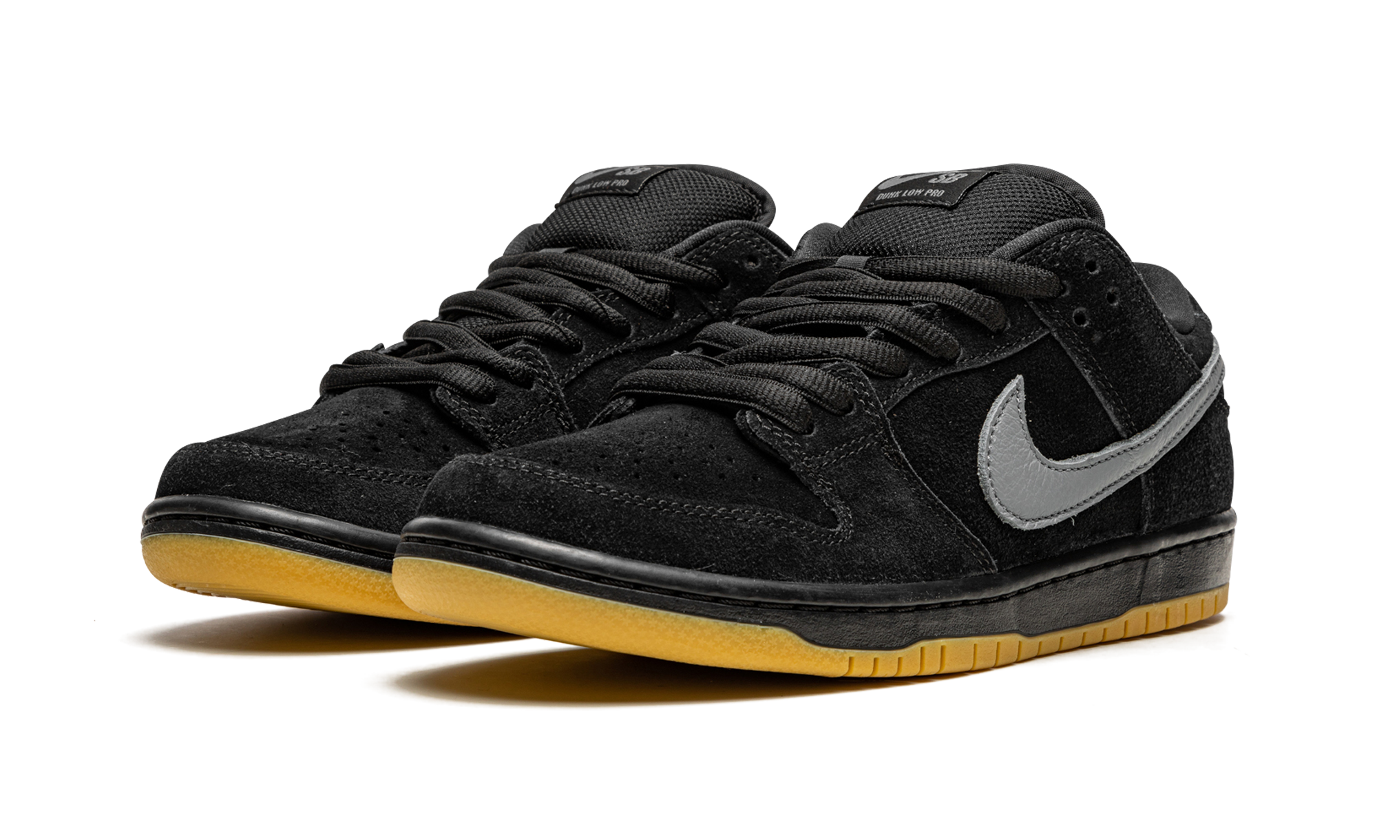 SB Dunk Low Pro "Fog" BQ6817 010