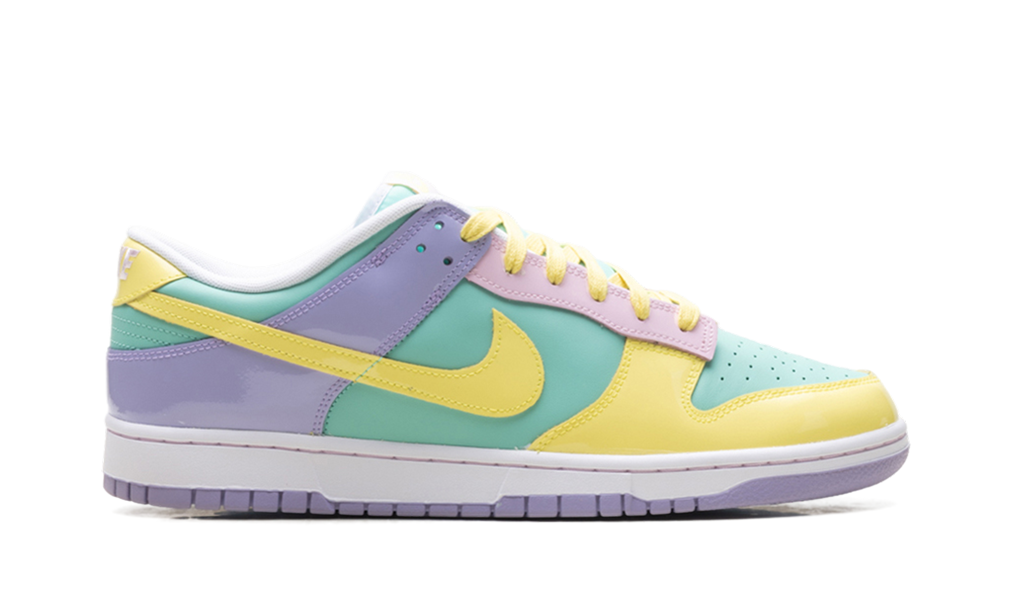 Dunk Low "Easter (2026)" IQ9404 349
