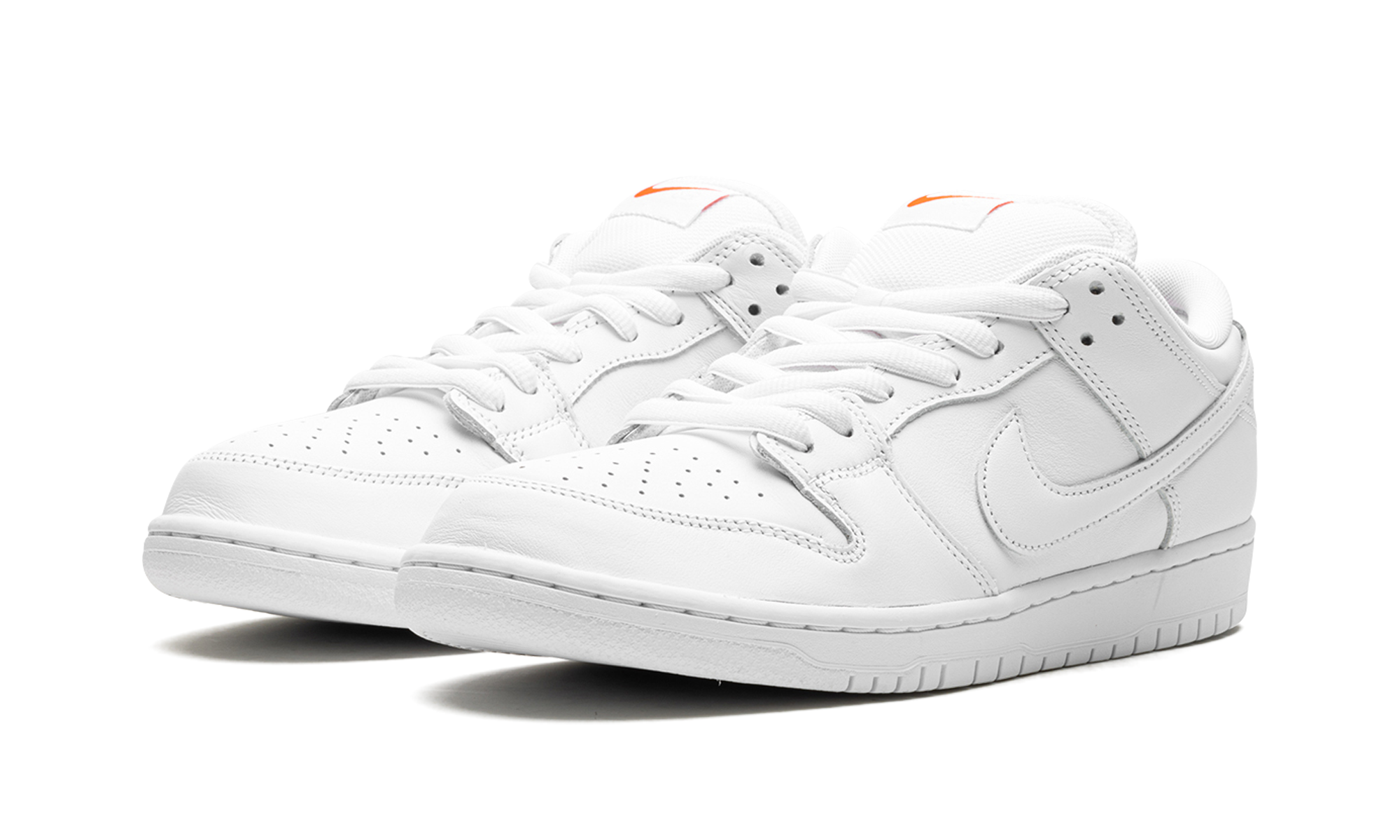 SB Dunk Low Pro "Triple White" FJ1674 100
