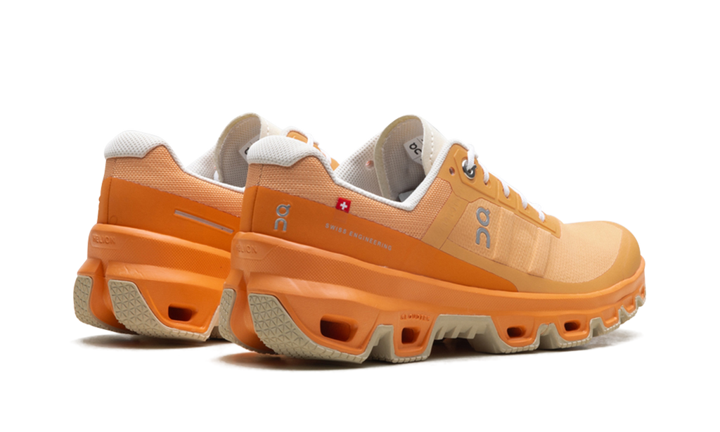 Cloudventure WMNS "Orange Copper" 32.98582