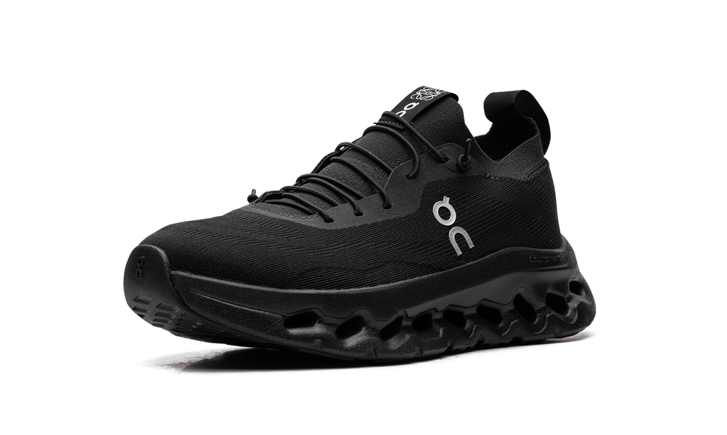 Cloudtilt WMNS "LOEWE All Black" 3WD30310485