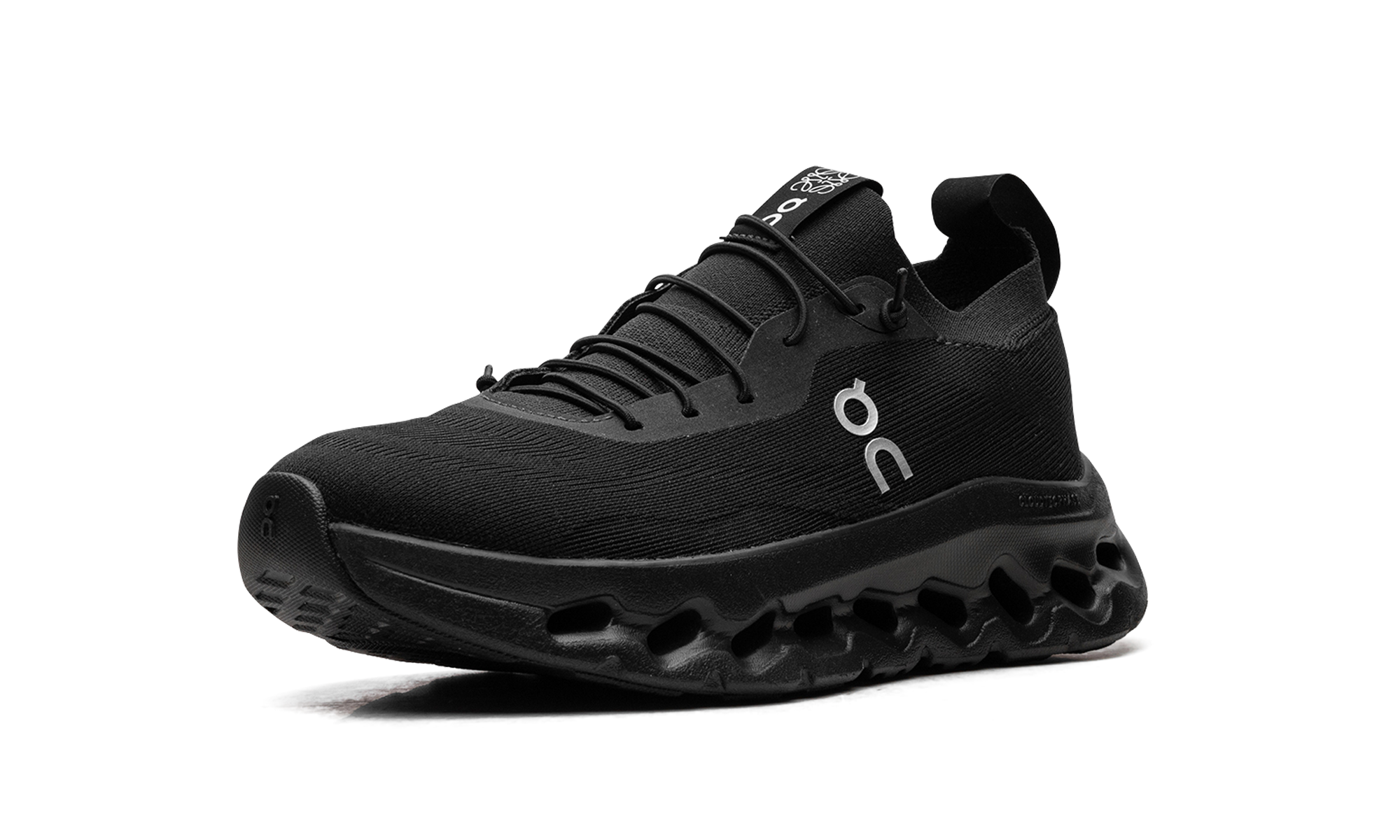 Cloudtilt WMNS "LOEWE All Black" 3WD30310485