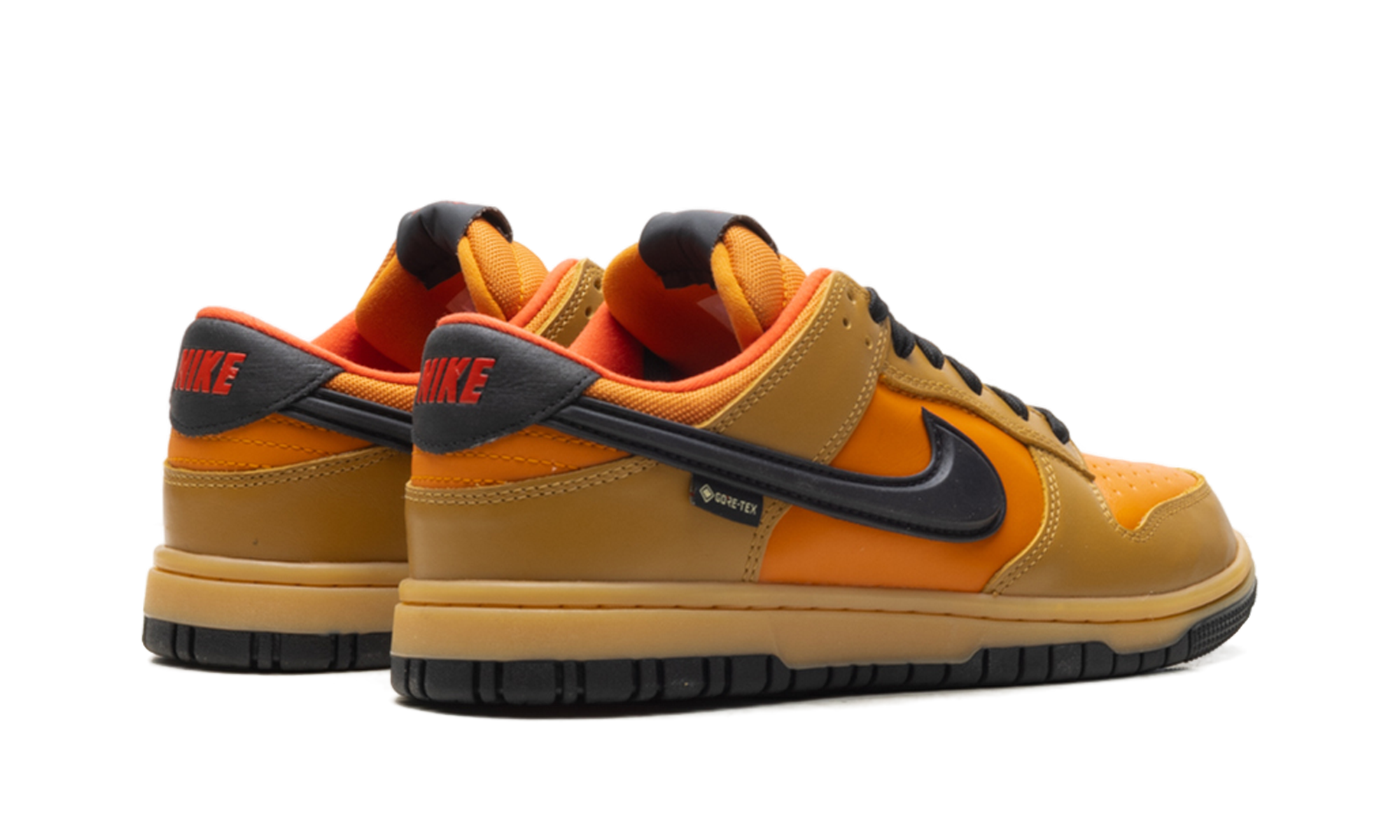 Dunk Low Gore-Tex "Wheat/Ceramic" HQ2053 700