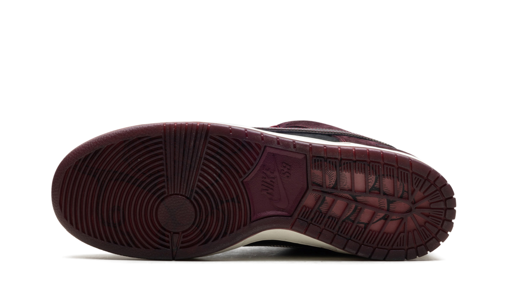 SB Dunk Low "Riot Skateshop" FZ1289 200