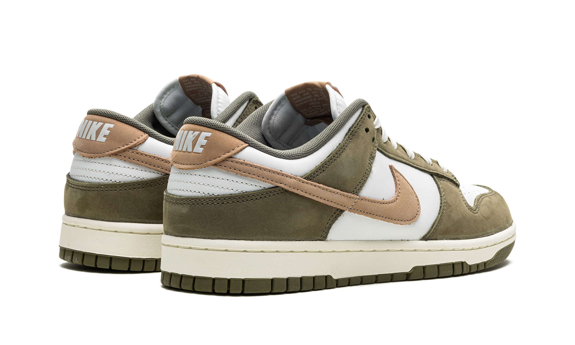 Dunk Low "Medium Olive" FQ8250 200