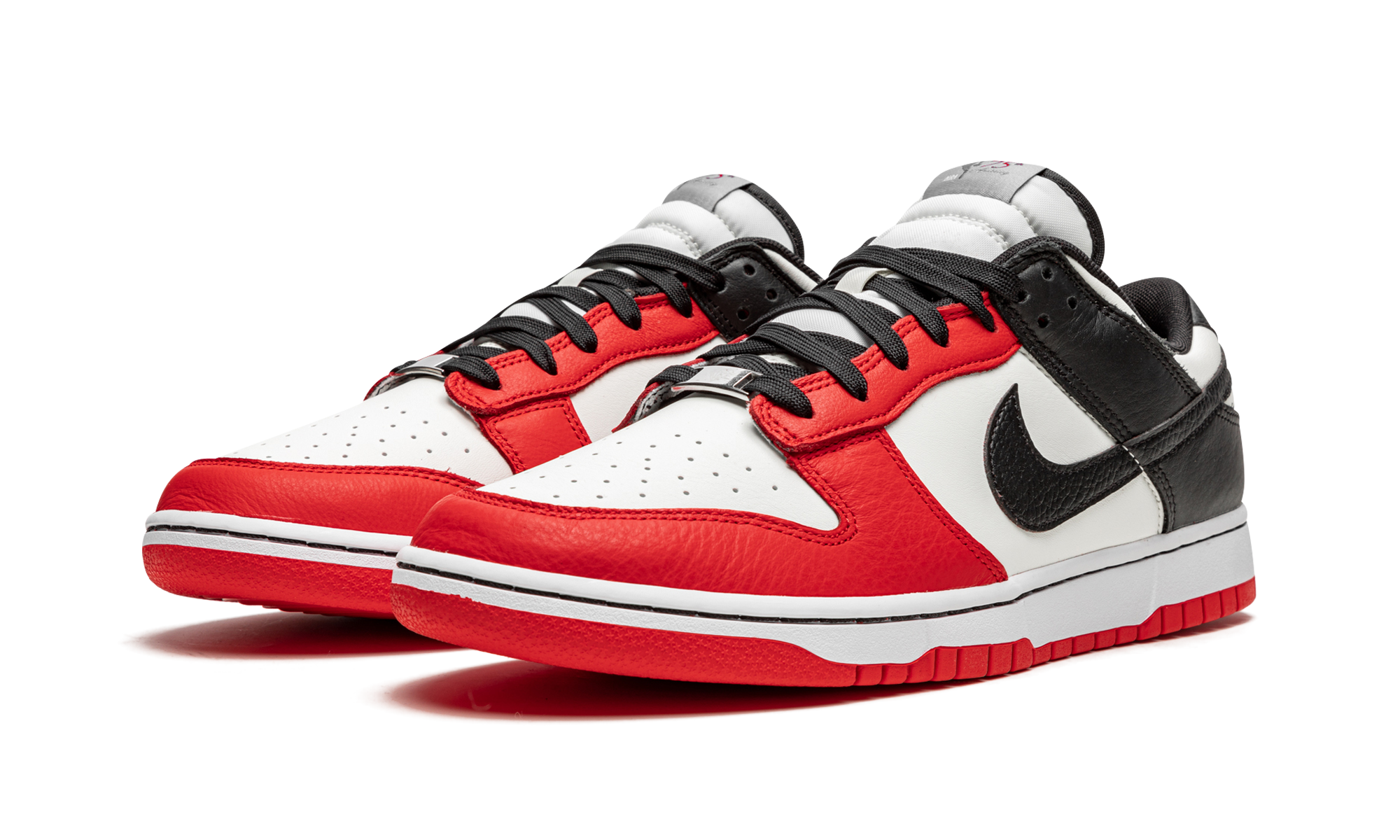 Dunk Low Retro EMB "NBA 75th Anniversary - Chicago Bulls" DD3363 100