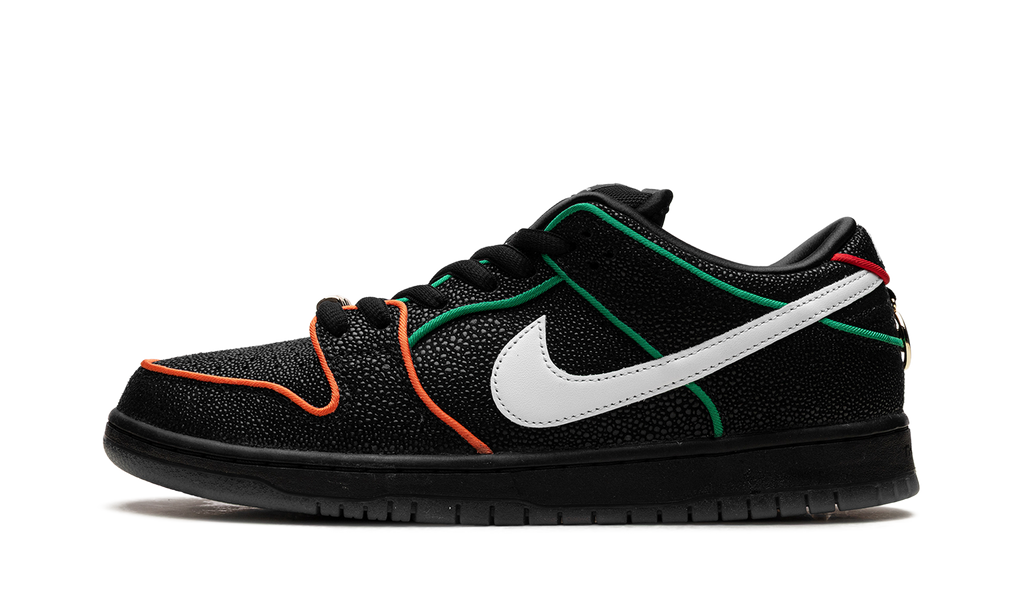 SB Dunk Low "Bronx Girls Skate" HV1664 001