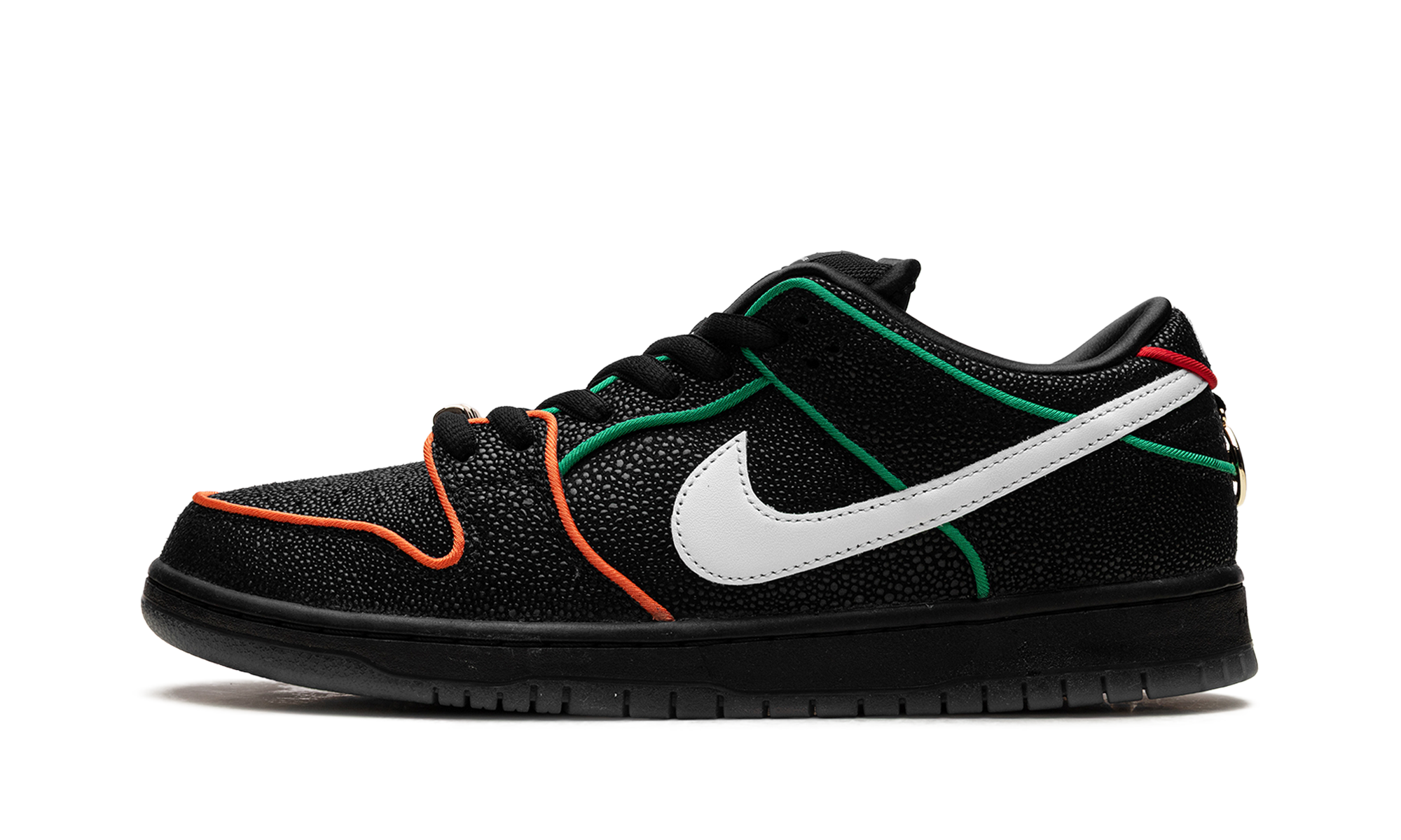 SB Dunk Low "Bronx Girls Skate" HV1664 001